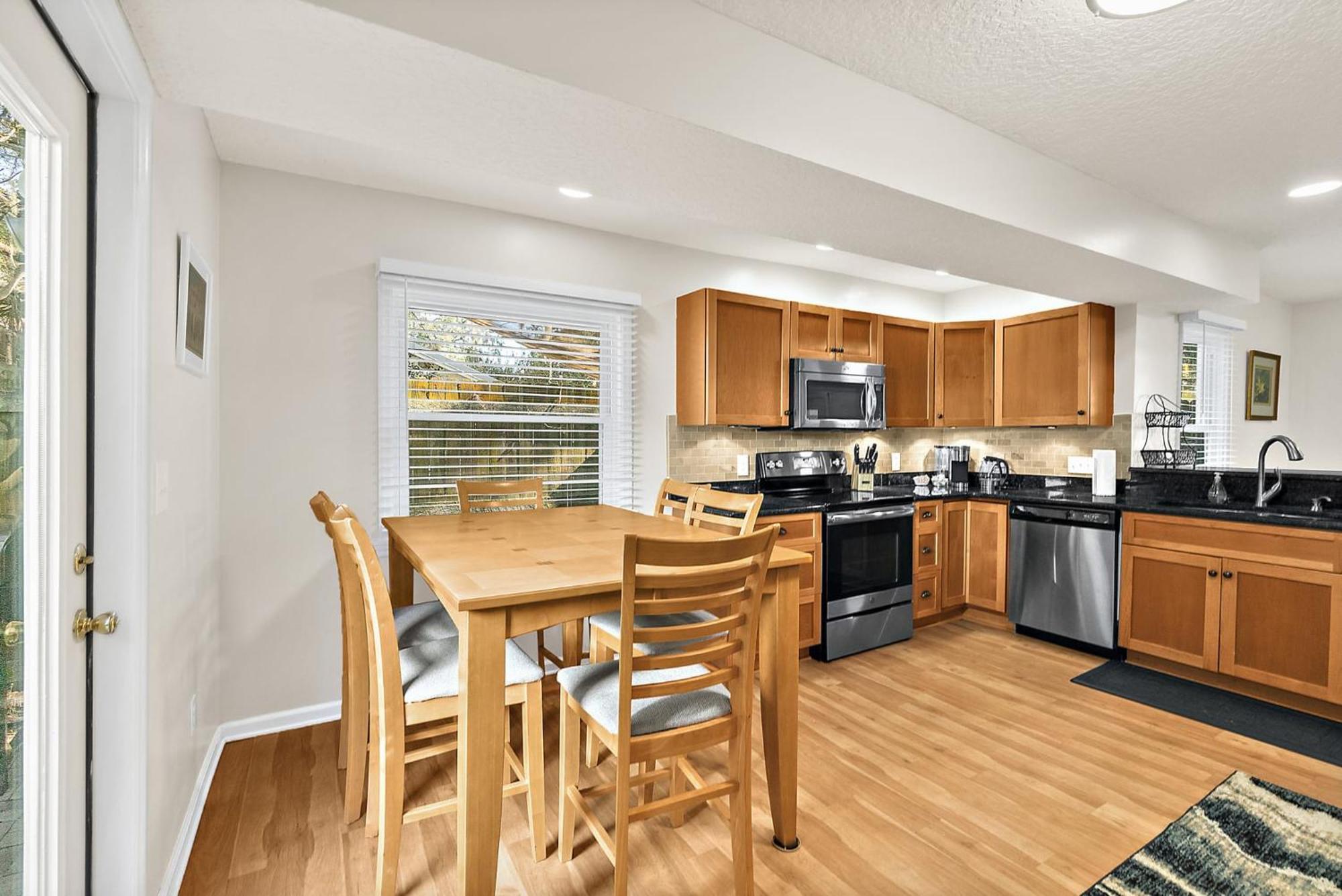 Вилла Fullerwood Park Retreat, 5 Min To Downtown, Sleeps 6 Сент-Огастин Экстерьер фото